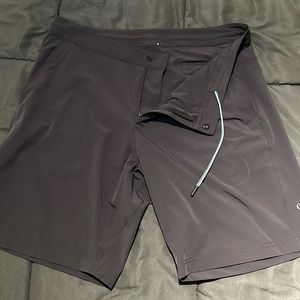 Lululemon swim shorts - size 36